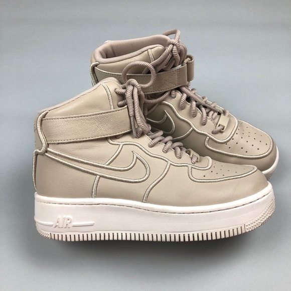 ❌SOLD❌ Nike Air Force 1 Upstep Hi Si in Oatmeal - Picture 4 of 8